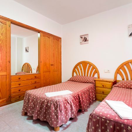 Apartamentos Zodiac San Antonio Abad Exterior foto