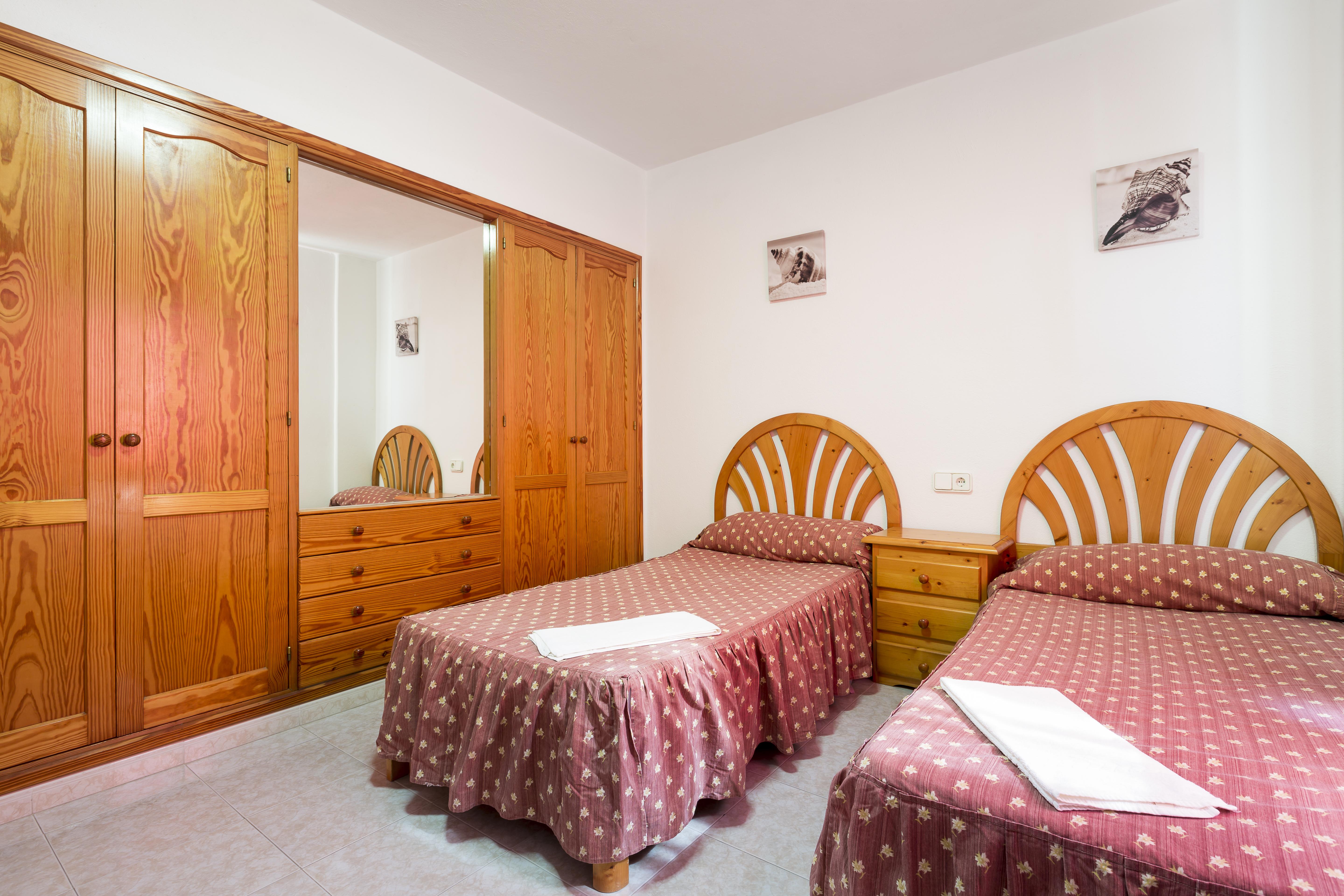 Apartamentos Zodiac San Antonio Abad Exterior foto