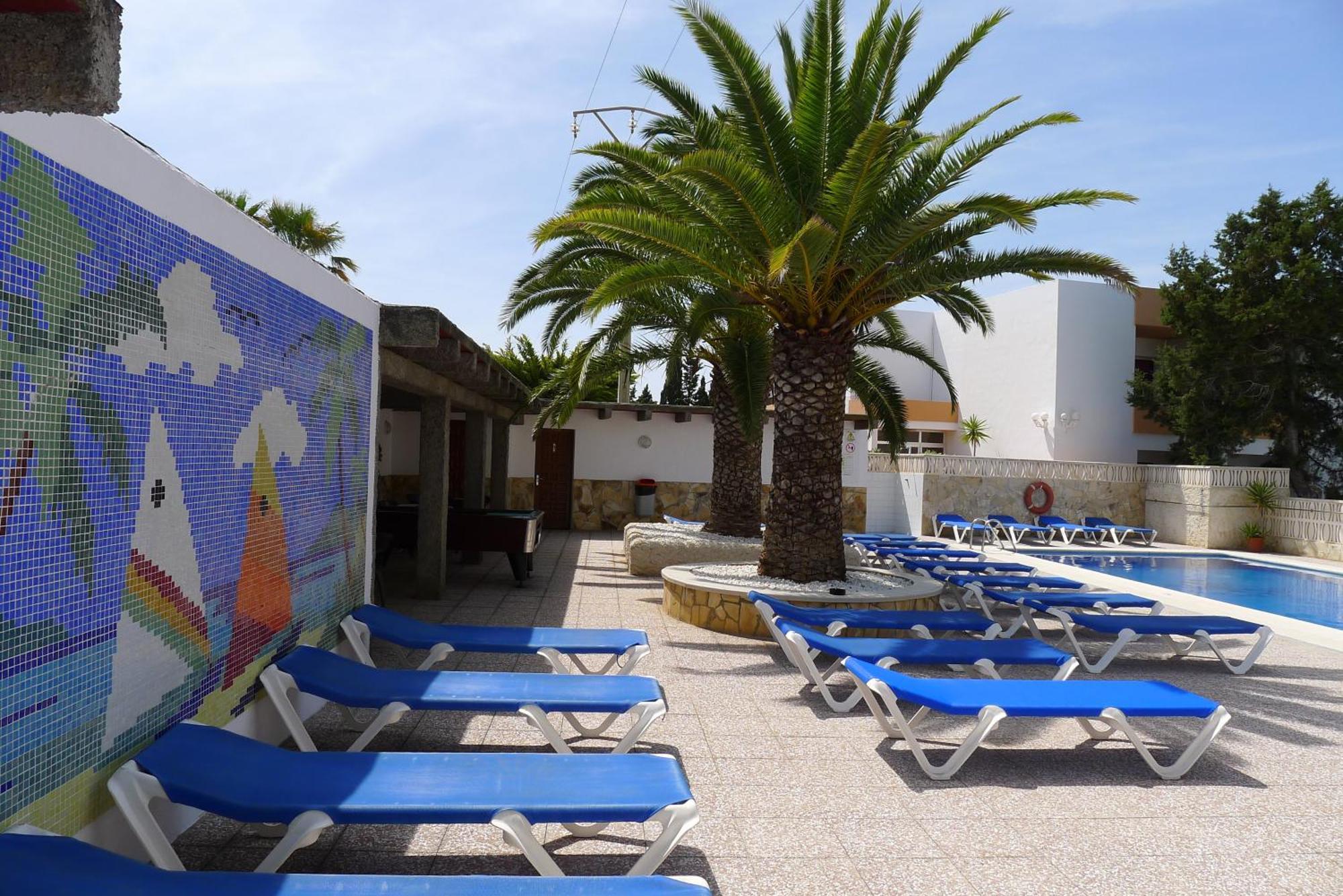 Apartamentos Zodiac San Antonio Abad Exterior foto